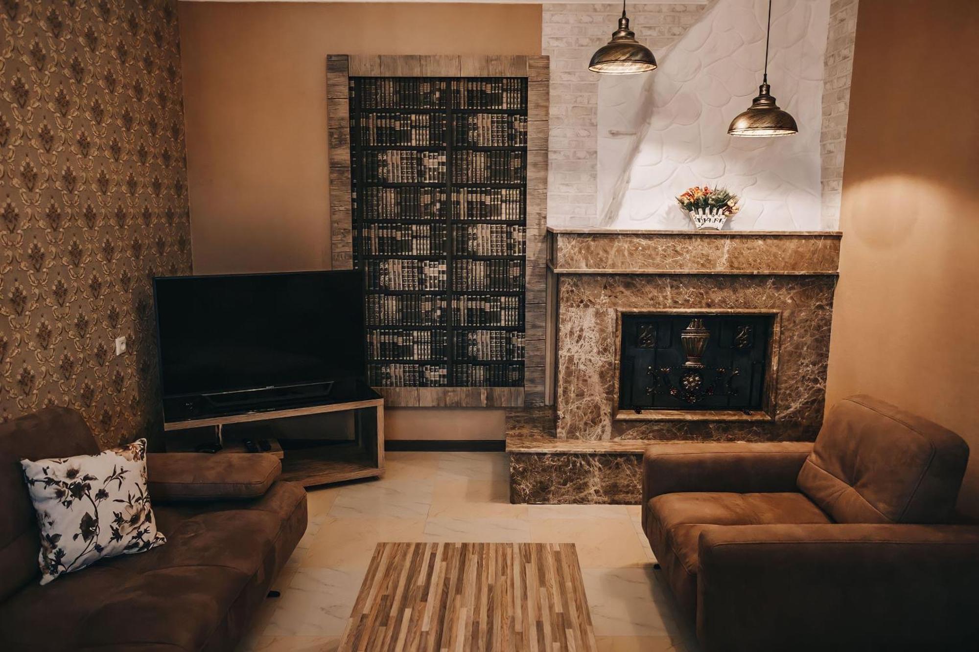Отель 7 Rooms Tserovani Экстерьер фото