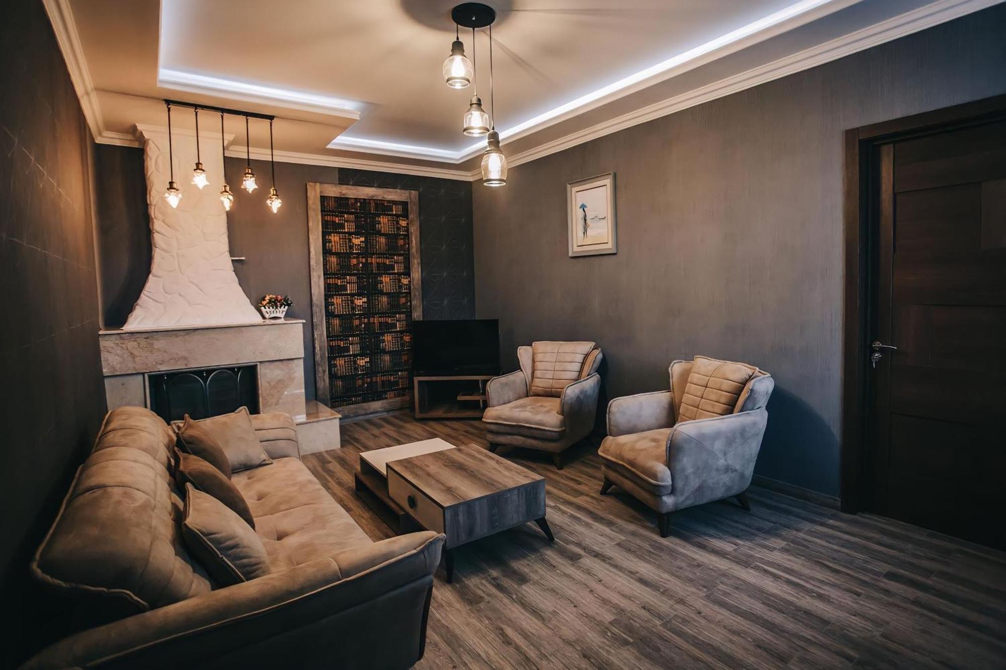 Отель 7 Rooms Tserovani Экстерьер фото
