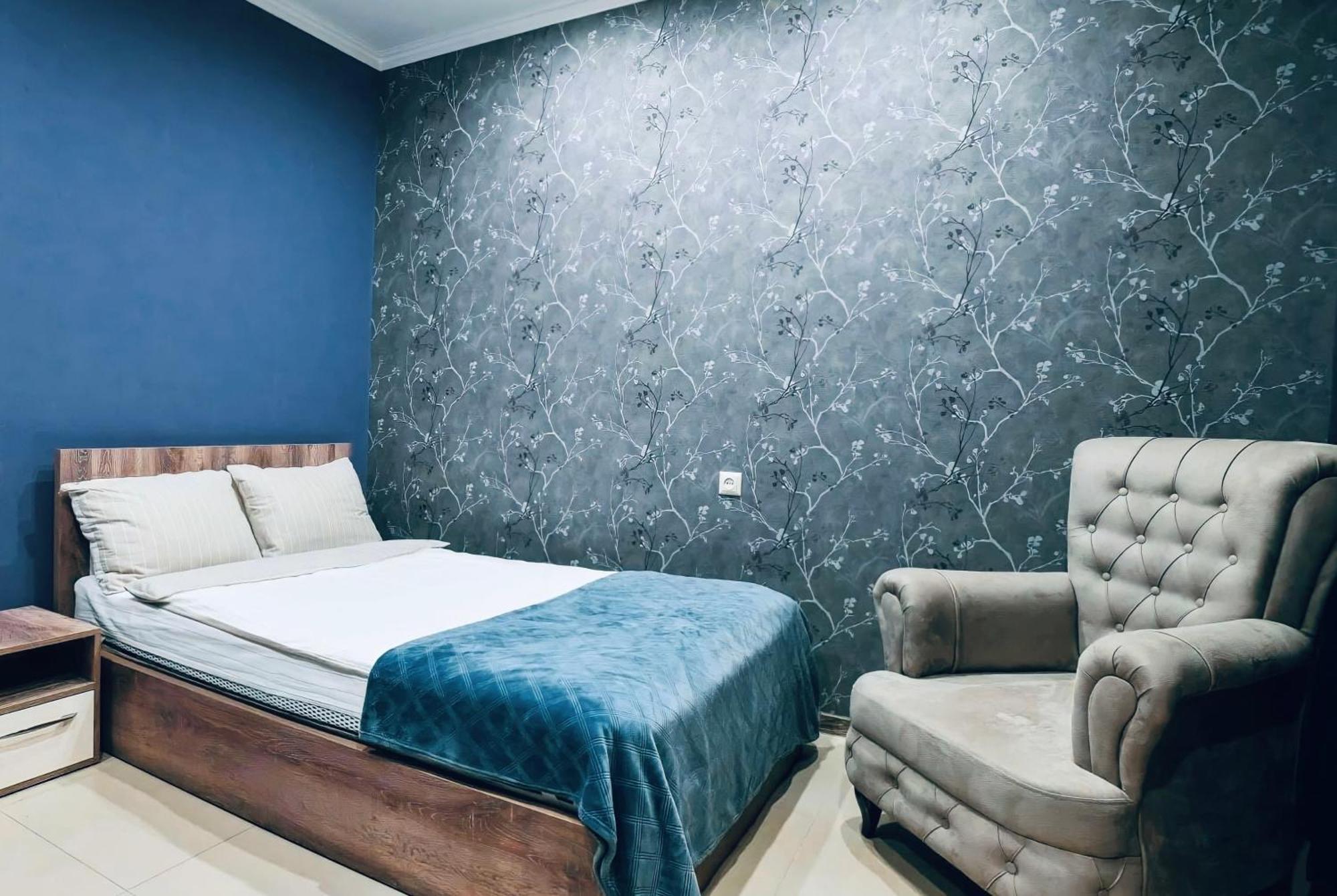 Отель 7 Rooms Tserovani Экстерьер фото