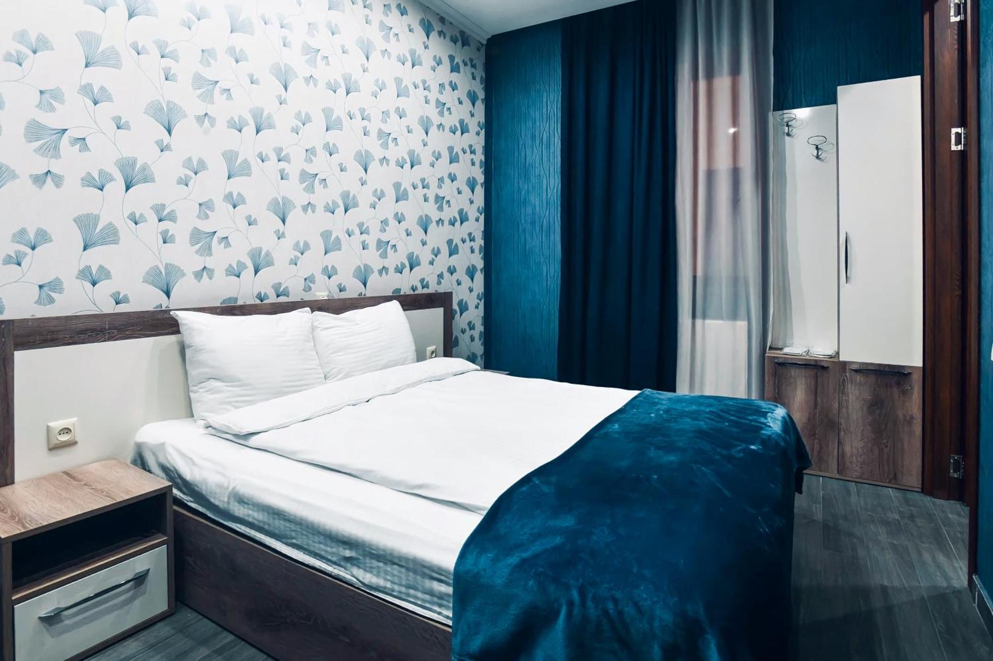 Отель 7 Rooms Tserovani Экстерьер фото